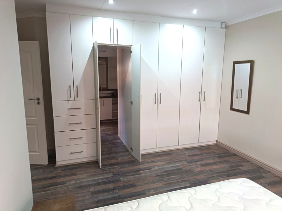 4 Bedroom Property for Sale in Herolds Bay Western Cape
